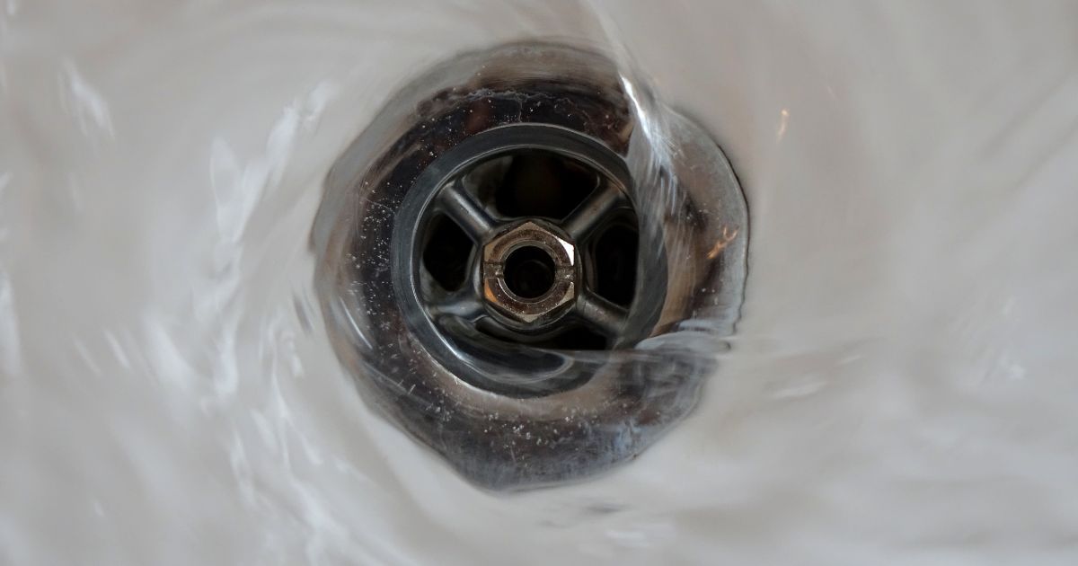Drain Cleaning Services: Signs You Need Professional Drain Cleaning